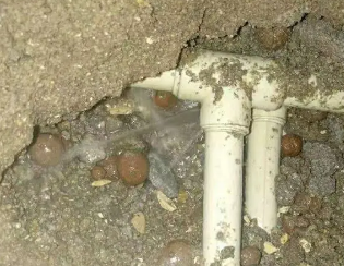 剑阁卫生间测漏